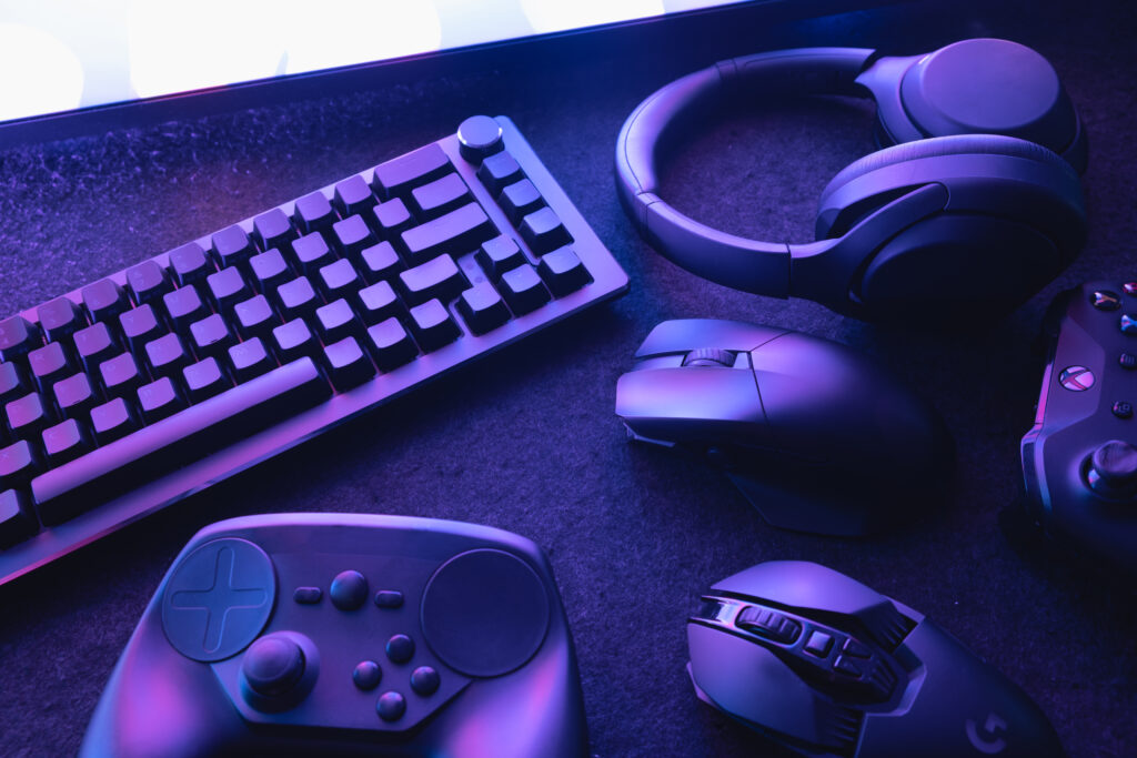 top-view-gaming-gear (1)